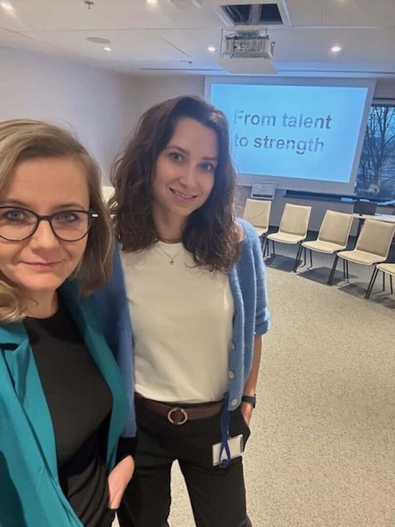 Budowanie zespołu w oparciu o talenty Gallupa i mocne strony Mocne Strony Naturalnie proces wdrażania podejścia opartego na talentach
